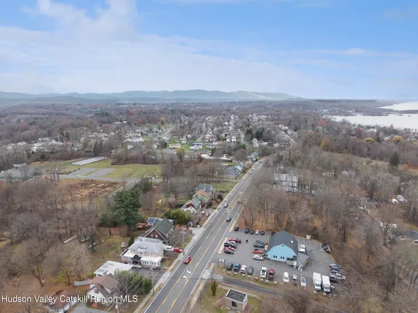 $549,900 | 306-308 Broadway, Port Ewen, NY 12487