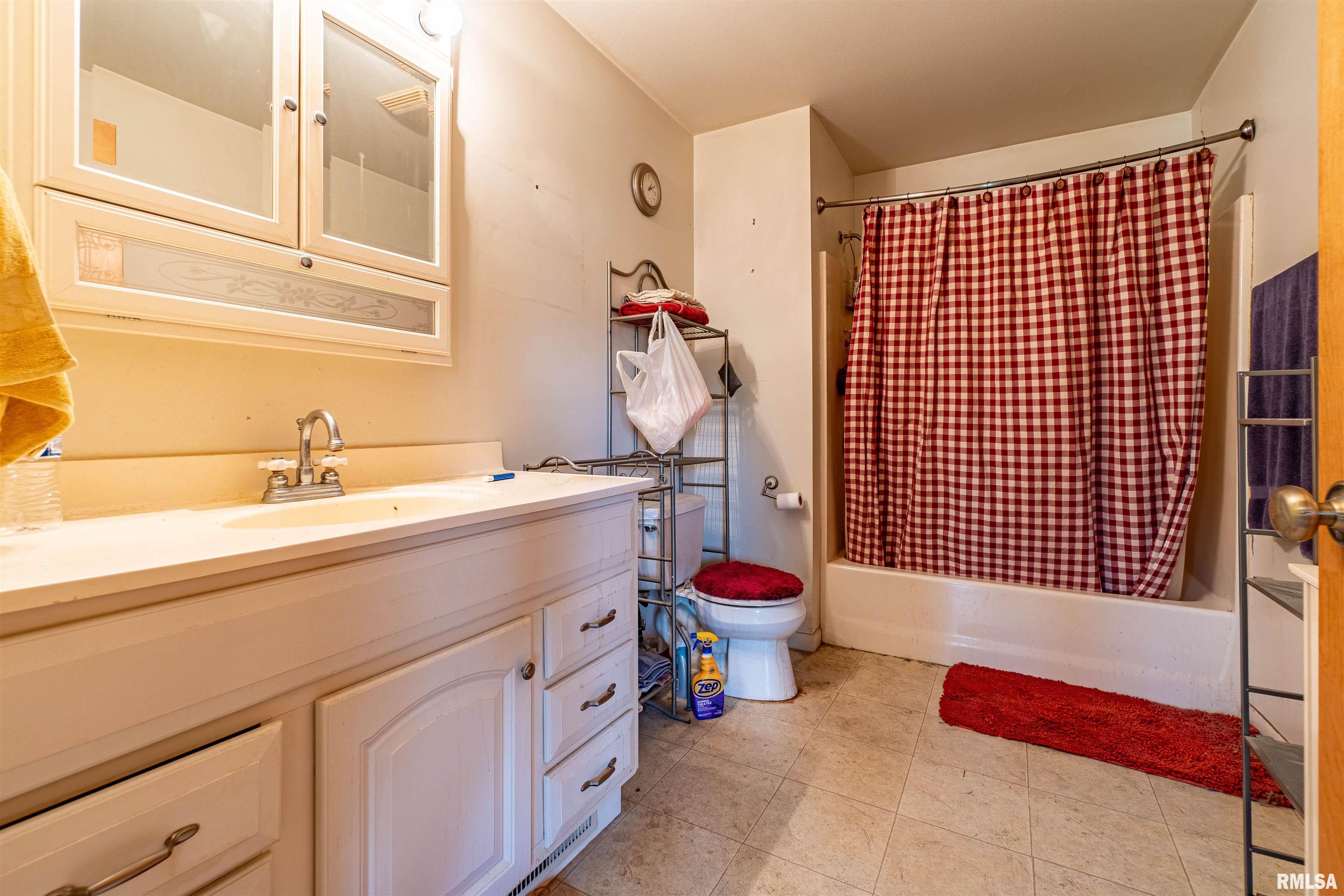 6716 North Koerner Road Edwards, IL 61528 - Photo 16 of 24 Gallery Image 16