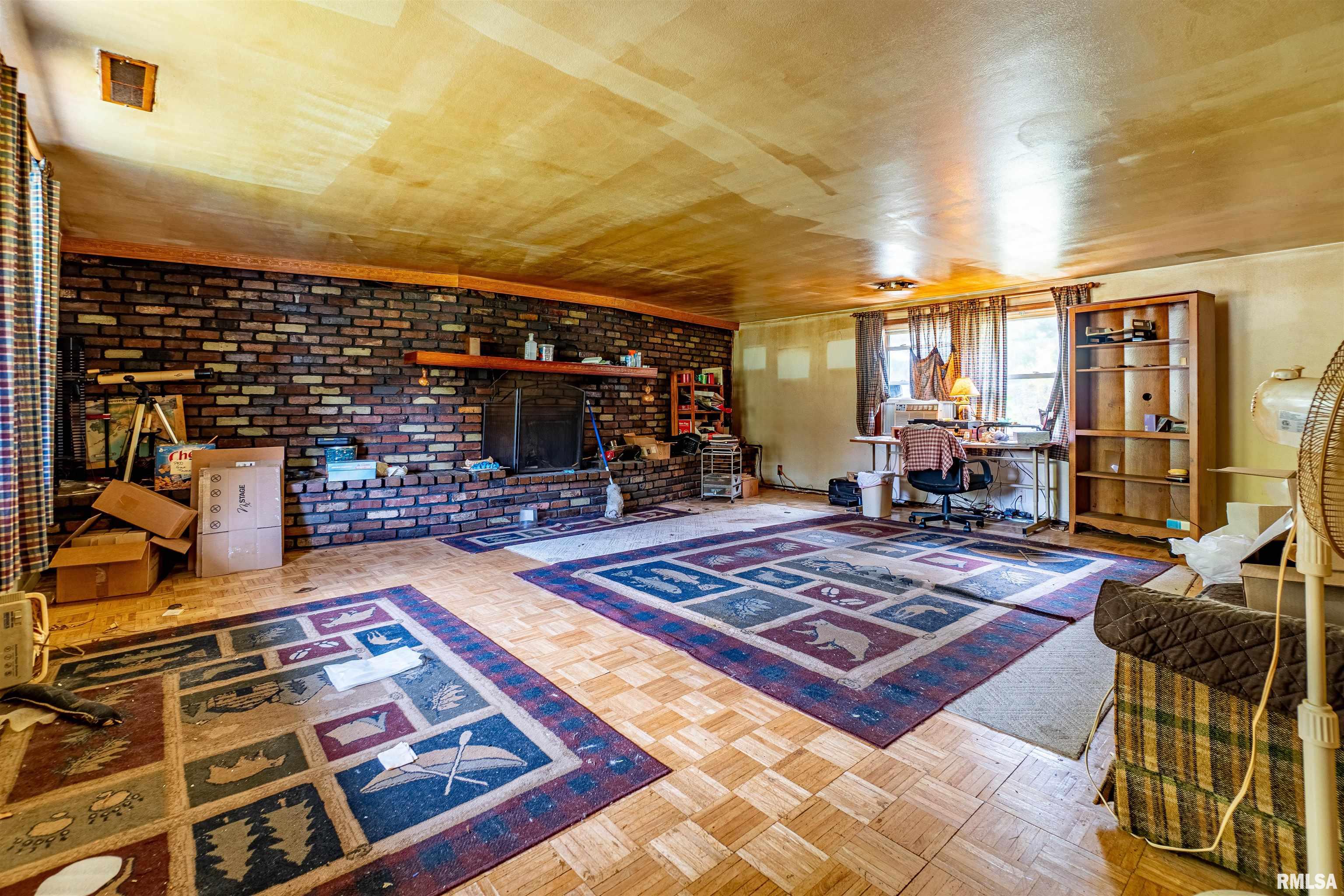 6716 North Koerner Road Edwards, IL 61528 - Photo 4 of 24 Gallery Image 4