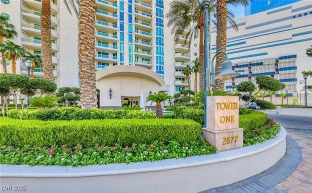 2877 Paradise Road, Unit 1602 Las Vegas, NV 89109 - Photo 2 of 3 Front