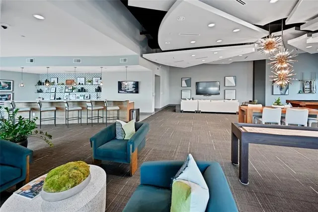 $285,000 | 250 Pharr Road Northeast, Unit 602, Atlanta, GA 30305