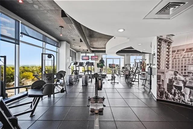 $285,000 | 250 Pharr Road Northeast, Unit 602, Atlanta, GA 30305