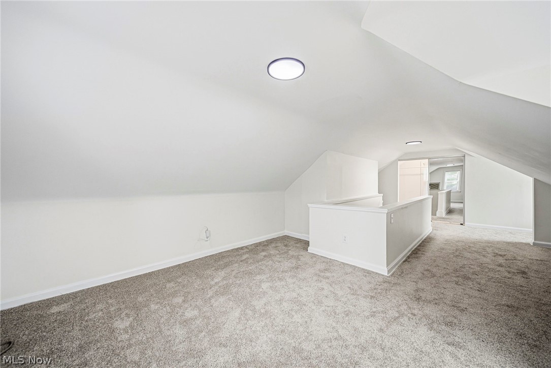 3579 Lloyd Road Cleveland, OH 44111 - Photo 24 of 37