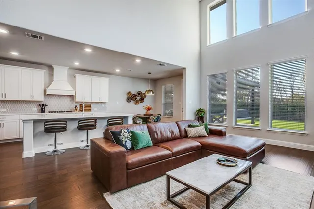 $780,000 | 311 Suncrest Way, Sunnyvale, TX 75182