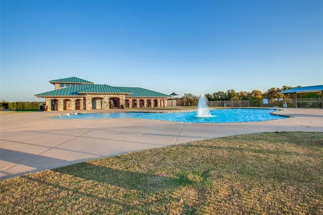$780,000 | 311 Suncrest Way, Sunnyvale, TX 75182