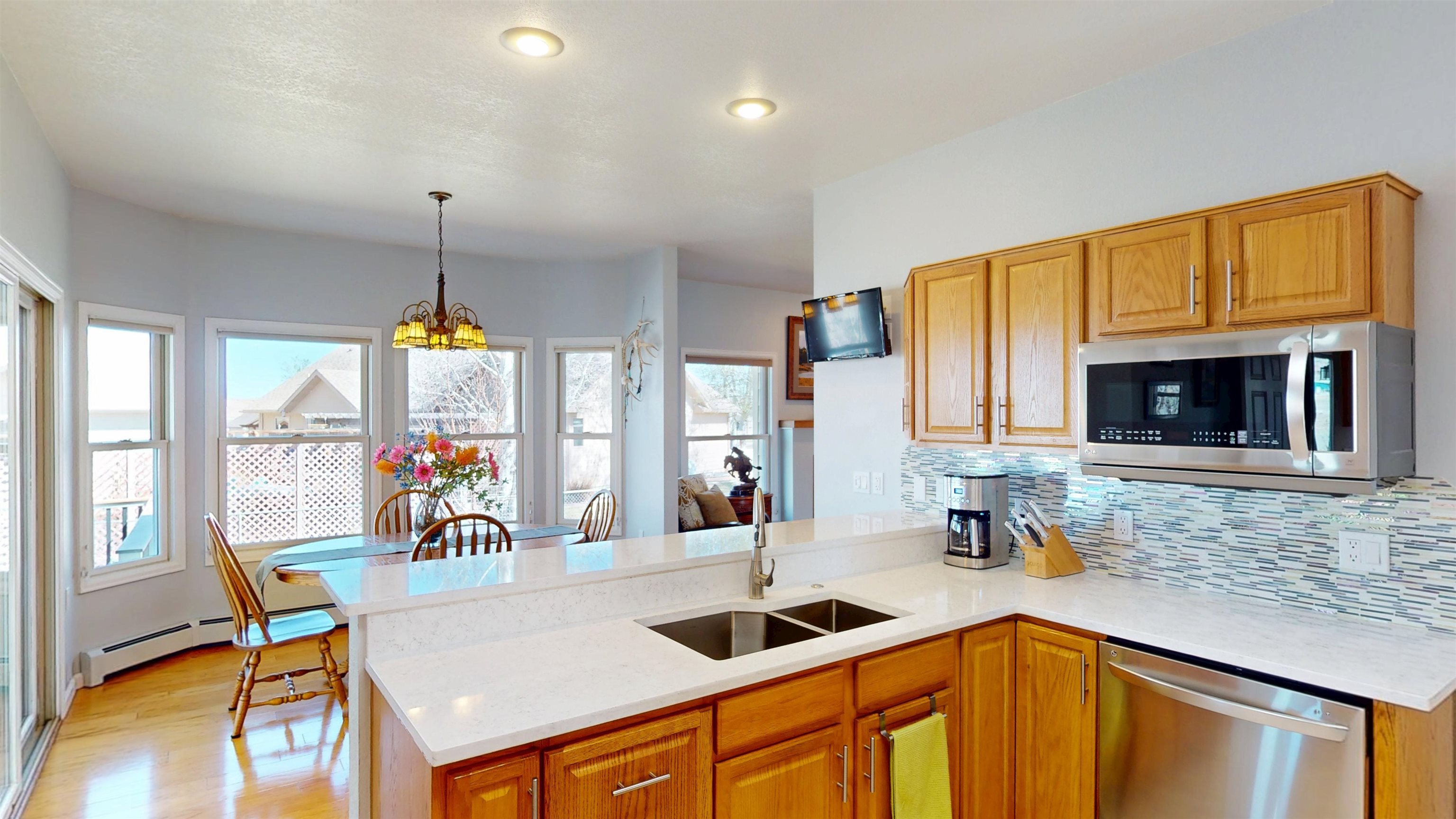 355 Waterfowl Way Lander, WY 82520 - Photo 14 of 49