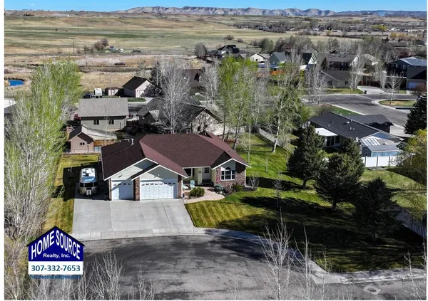 $690,000 | 355 Waterfowl Way, Lander, WY 82520