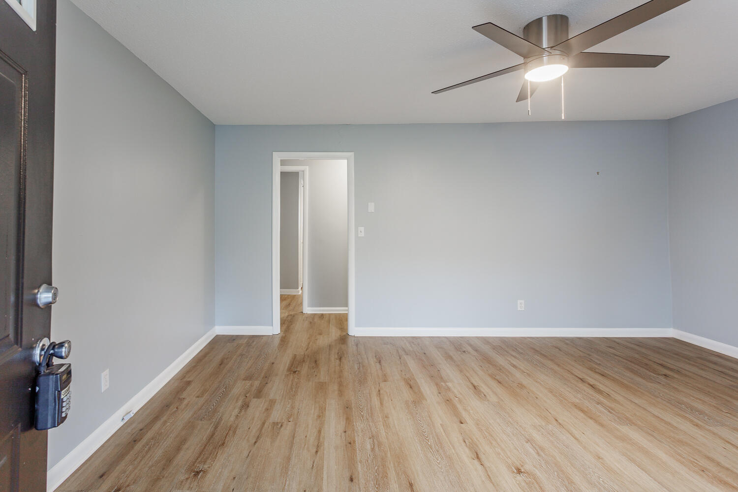 2806 Silverdale Road Chattanooga, TN 37421 - Photo 5 of 32 2810 Silverdale HD Interiors-2