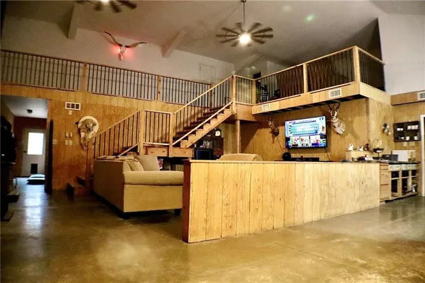 $650,000 | 27212 East 307th Street, Harrisonville, MO 64701