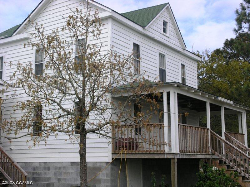 333 Channel Rock Road Beaufort, NC 28516 - Photo 12 of 14 Exterior