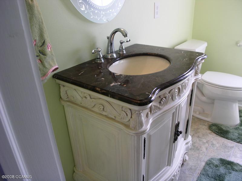 333 Channel Rock Road Beaufort, NC 28516 - Photo 9 of 14 Bath