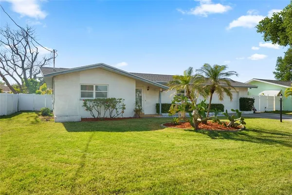 $499,000 | 1768 Harbor Circle East, Largo, FL 33770