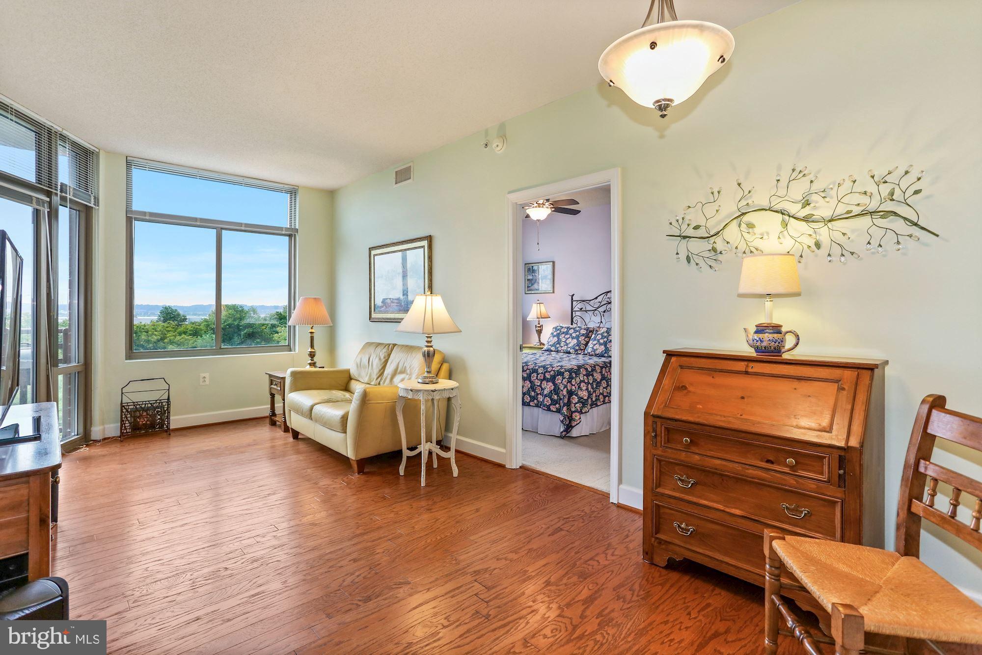 3650 South Glebe Road, Unit 453 Arlington, VA 22202 - Photo 11 of 64 Dining Area