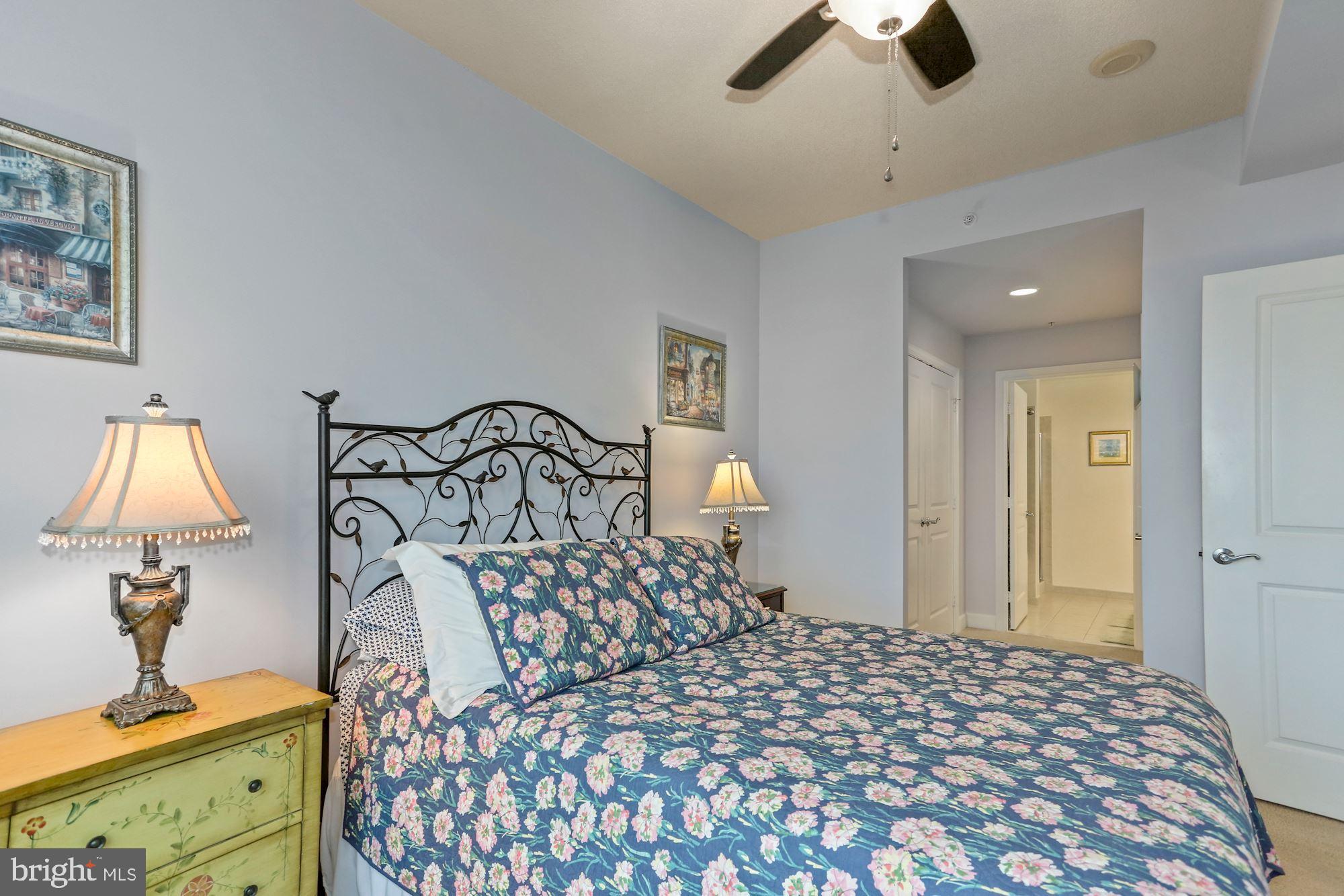 3650 South Glebe Road, Unit 453 Arlington, VA 22202 - Photo 17 of 64 Primary Bedroom