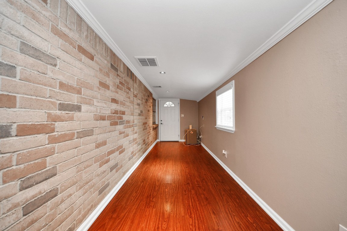 9634 Thistle Trail Drive Houston, TX 77070 - Photo 19 of 22 a view of an entryway