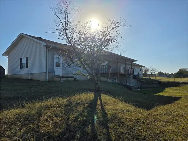 $549,900 | 4215 320 Road, El Dorado Springs, MO 64744