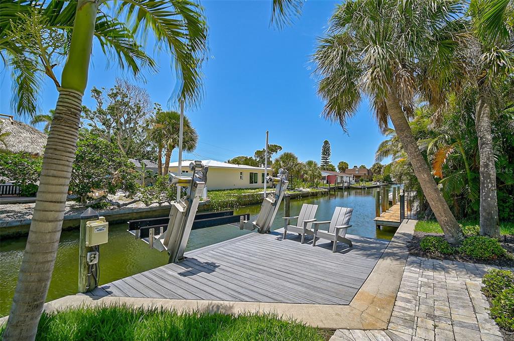 830 Tarawitt Drive Longboat Key, FL 34228 - Photo 52 of 74