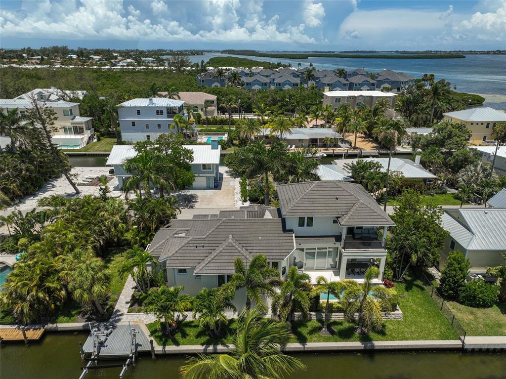 830 Tarawitt Drive Longboat Key, FL 34228 - Photo 63 of 74