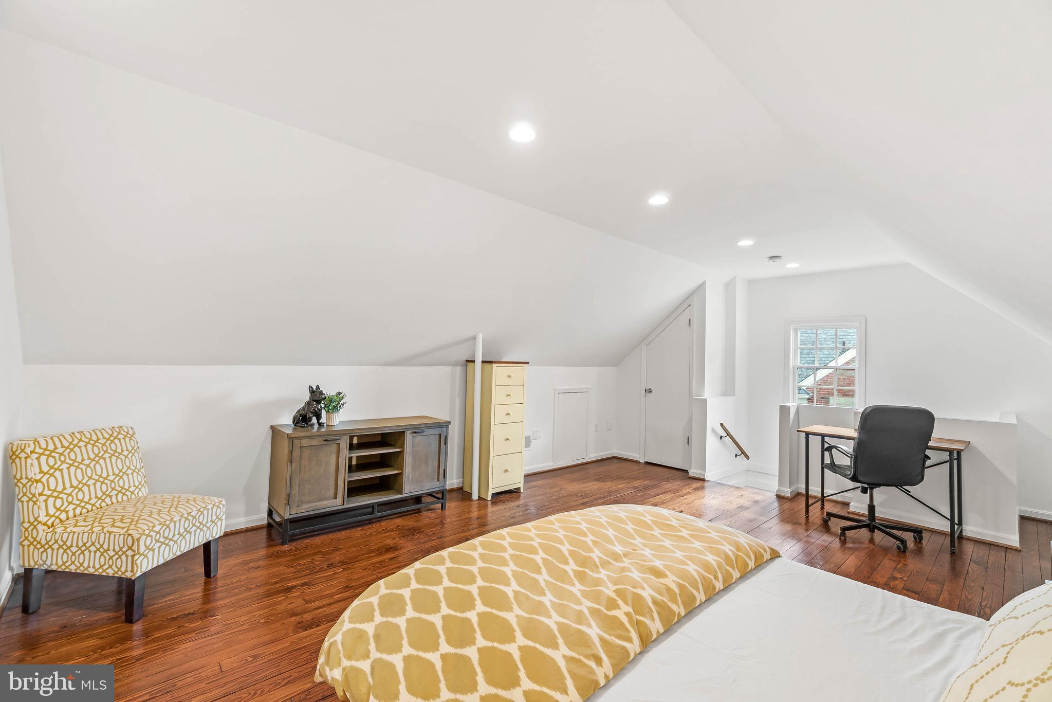 1908 Rookwood Road Silver Spring, MD 20910 - Photo 25 of 35
