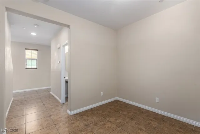 $525,000 | 945 Spiracle Avenue, Henderson, NV 89002