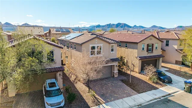 $525,000 | 945 Spiracle Avenue, Henderson, NV 89002