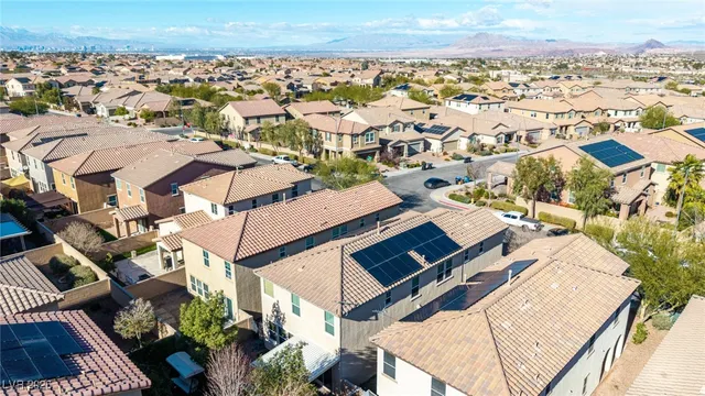 $525,000 | 945 Spiracle Avenue, Henderson, NV 89002