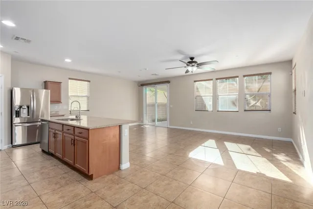 $525,000 | 945 Spiracle Avenue, Henderson, NV 89002
