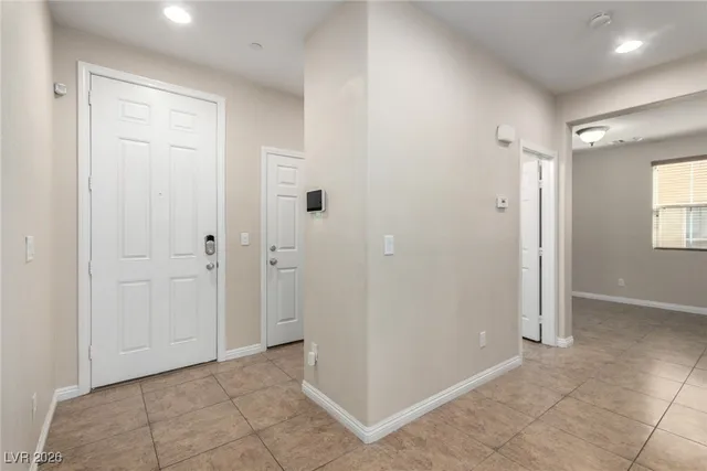 $525,000 | 945 Spiracle Avenue, Henderson, NV 89002