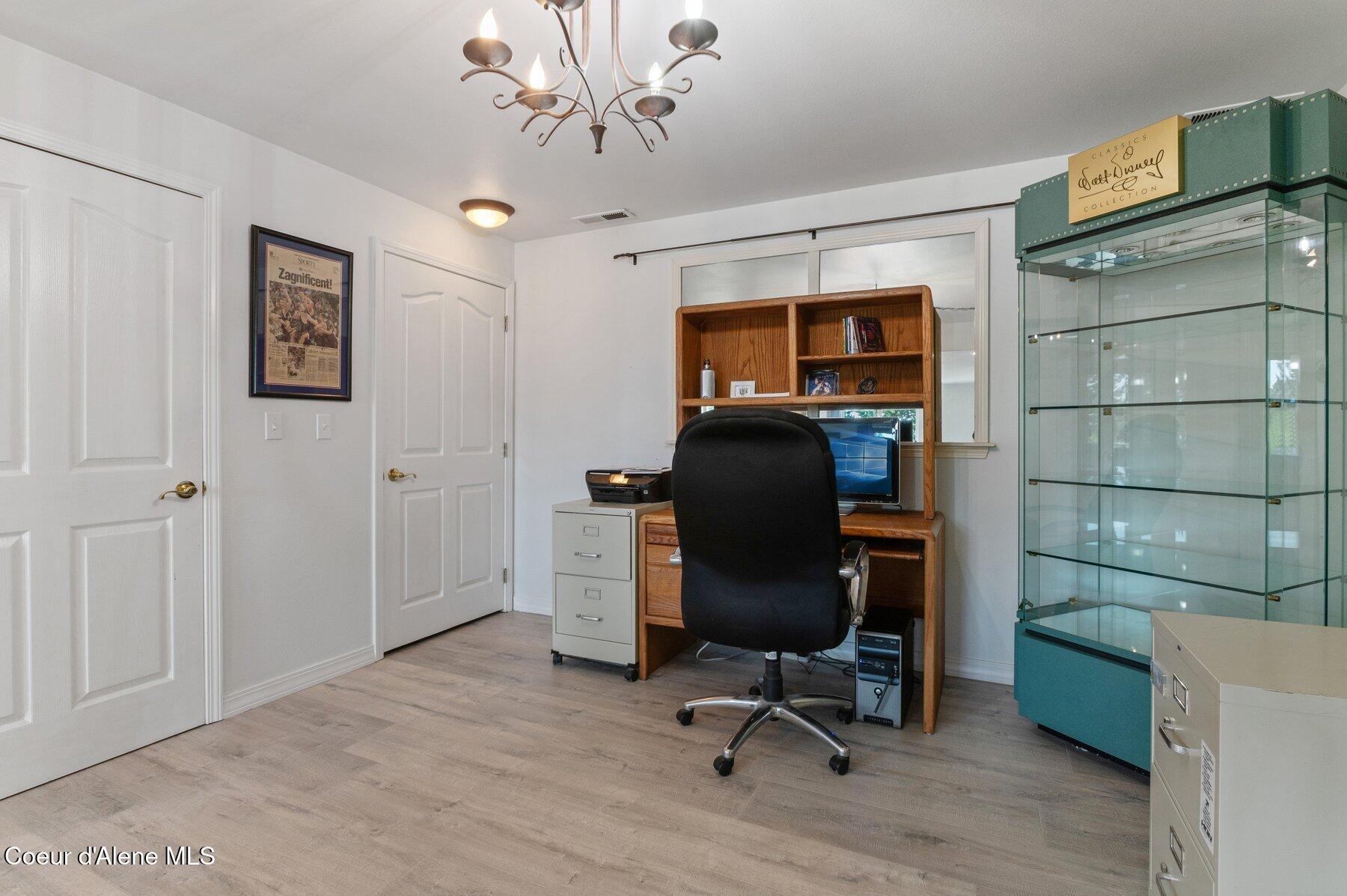 311 School Road Hope, ID 83836 - Photo 25 of 60 Office Area - Downstairs