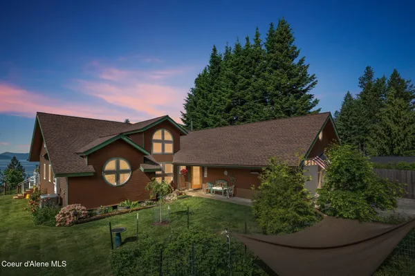 $999,999 | 311 School Road, Hope, ID 83836