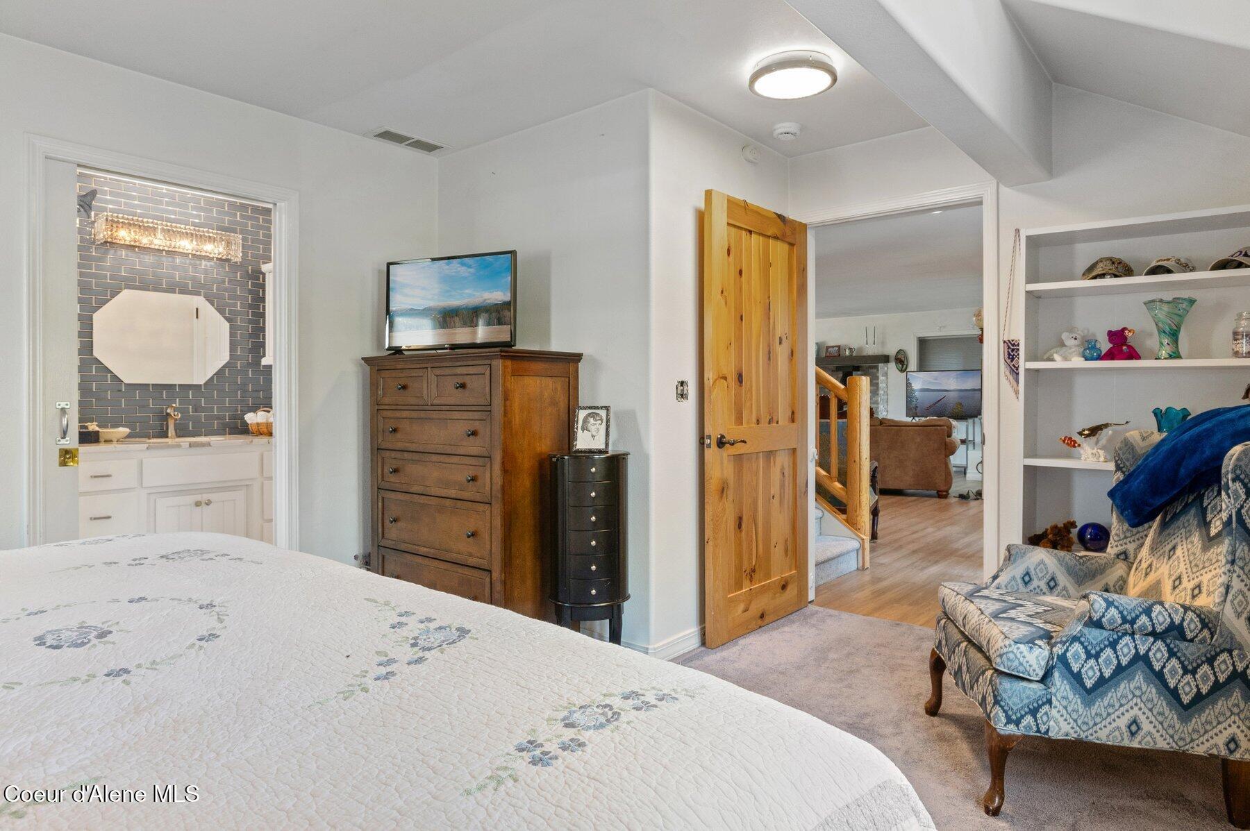 311 School Road Hope, ID 83836 - Photo 43 of 60 Primary Bedroom Ensuite