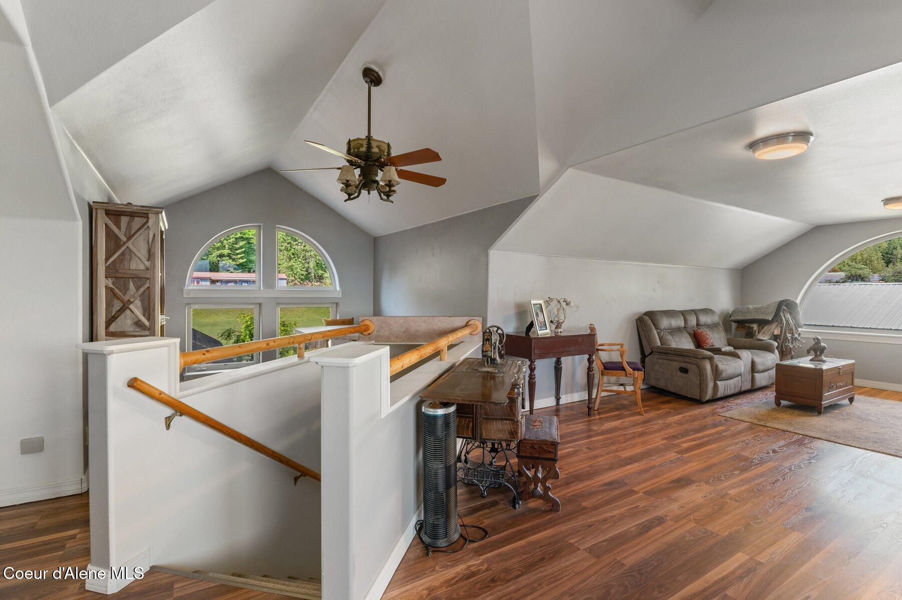 311 School Road Hope, ID 83836 - Photo 50 of 60 Loft