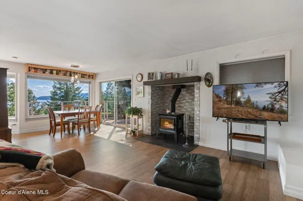 $999,999 | 311 School Road, Hope, ID 83836