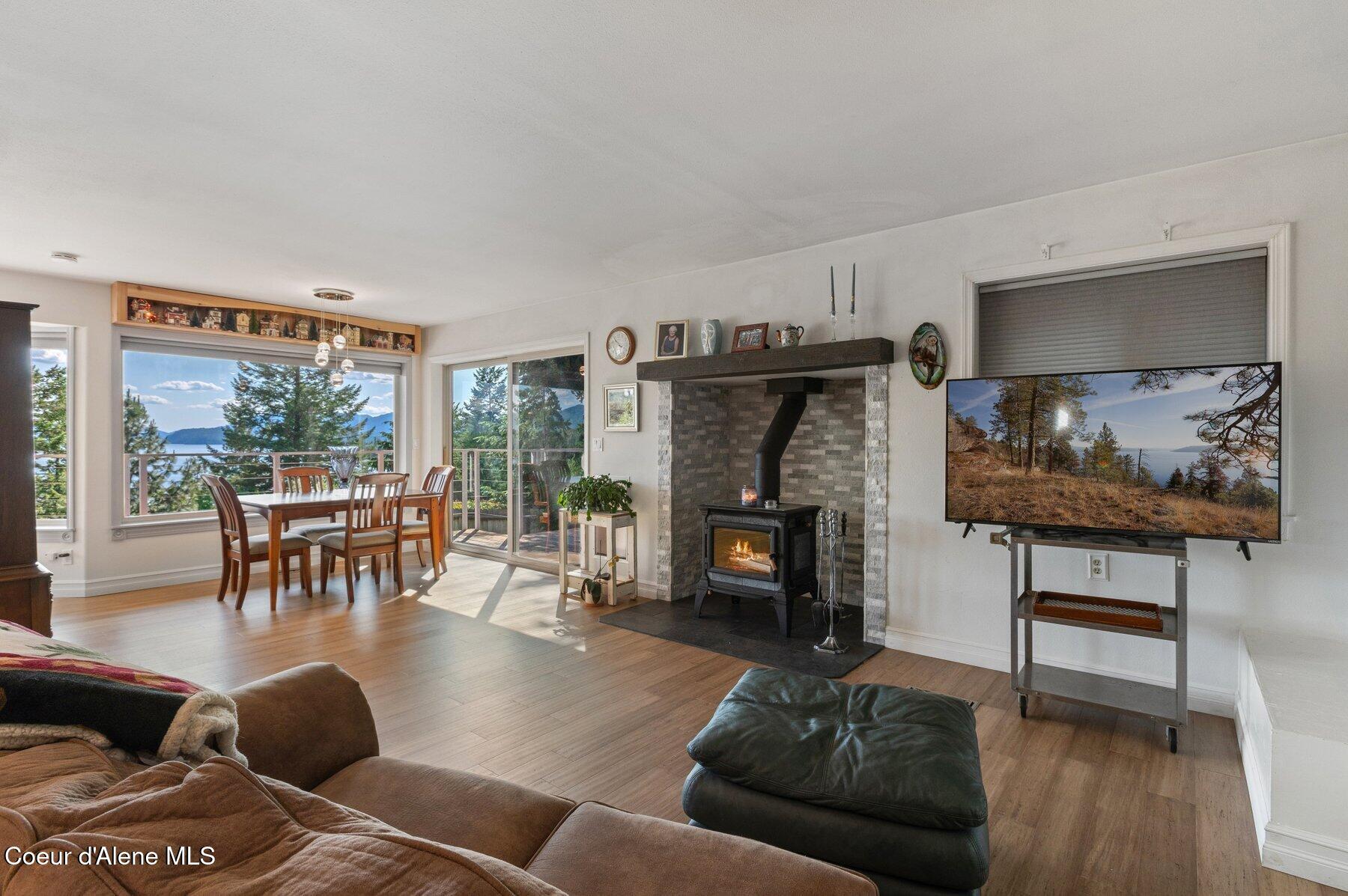 311 School Road Hope, ID 83836 - Photo 9 of 60 Open Concept Living