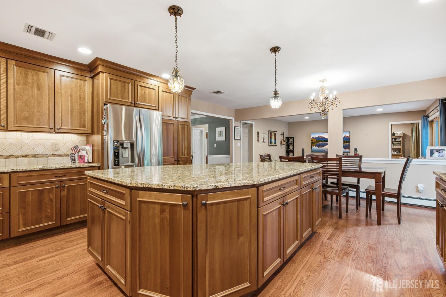 4 Woodruff Road Edison, NJ 08820 - Photo 14 of 43