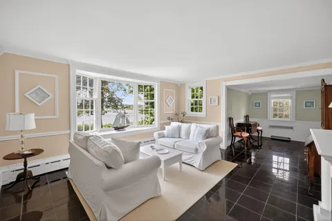 $6,500,000 | 150-154 Cross Street, Chatham, MA 02633