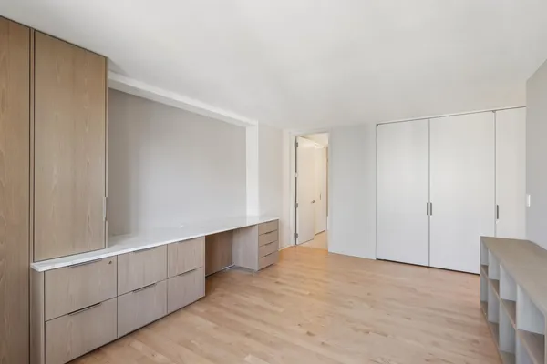 $1,250,000 | 400 East Randolph Street, Unit 371920, Chicago, IL 60601