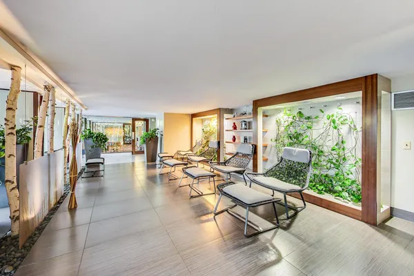 $1,250,000 | 400 East Randolph Street, Unit 371920, Chicago, IL 60601