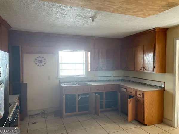 $59,900 | 717 Glenmore Avenue, Waycross, GA 31503