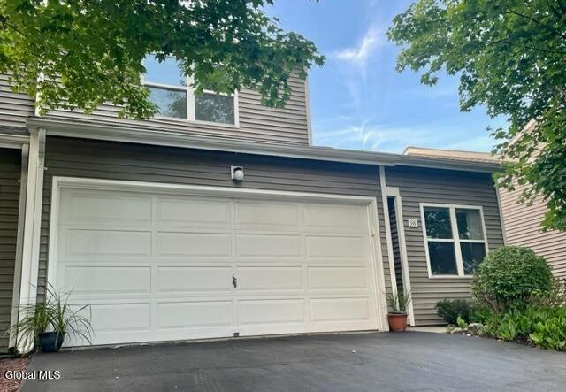98 Harvard Road Colonie, NY 12189 - Photo 2 of 31 20230706001722968859000000-o