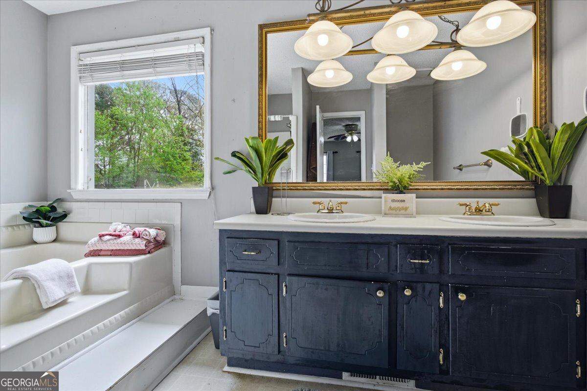 204 Maddox Road Griffin, GA 30224 - Photo 9 of 33