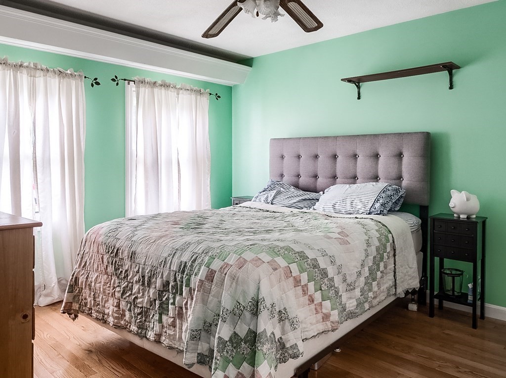 62 Brattle Street Worcester, MA 01606 - Photo 11 of 24