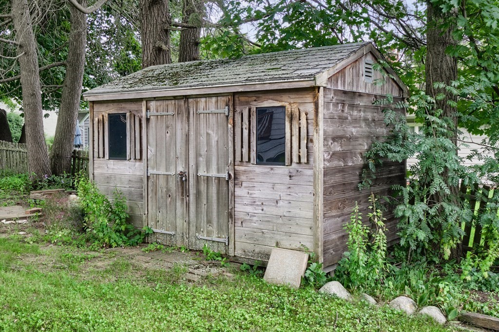 62 Brattle Street Worcester, MA 01606 - Photo 21 of 24