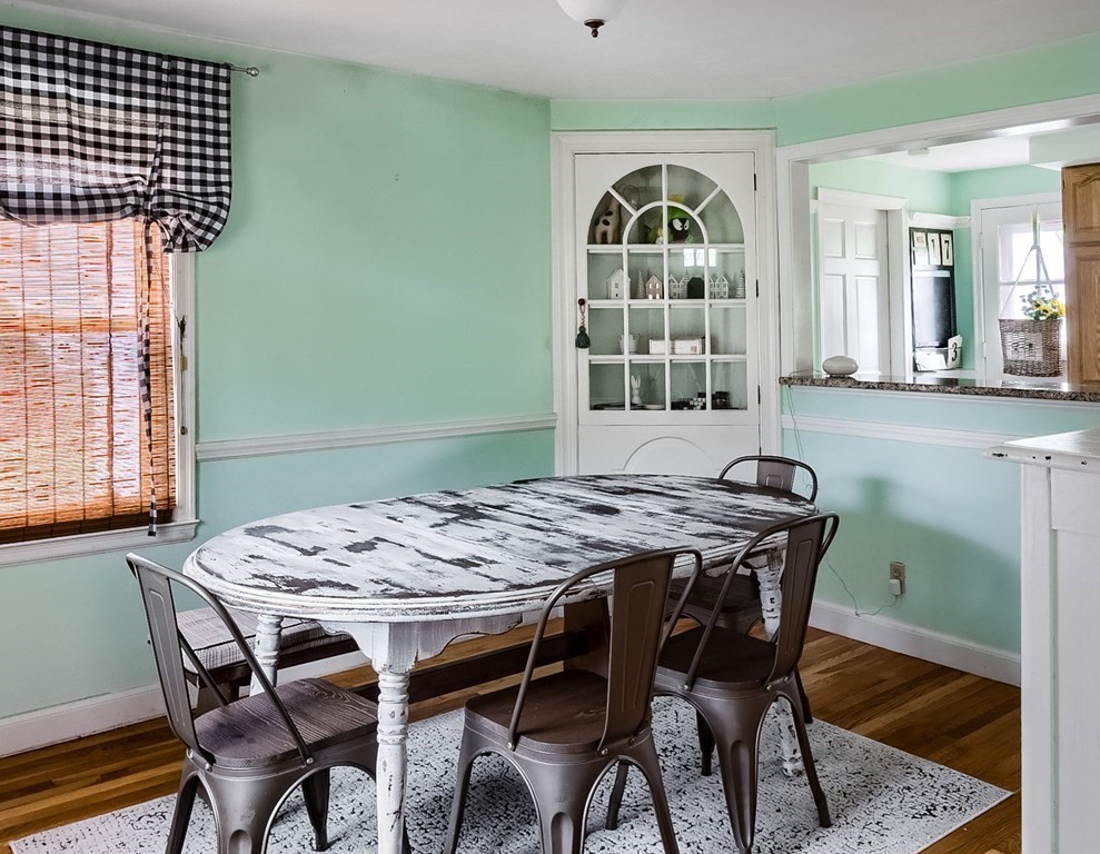 62 Brattle Street Worcester, MA 01606 - Photo 6 of 24