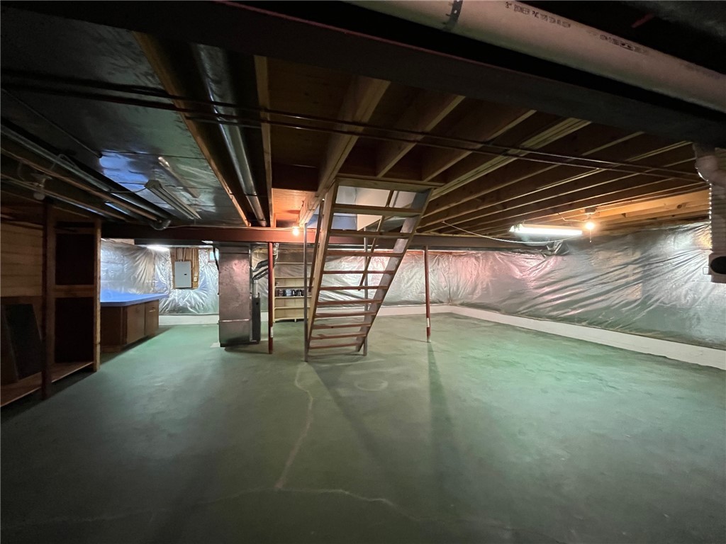 5 Daisy Lane Chili, NY 14514 - Photo 15 of 20 Ranches have large footprints giving homeowners a