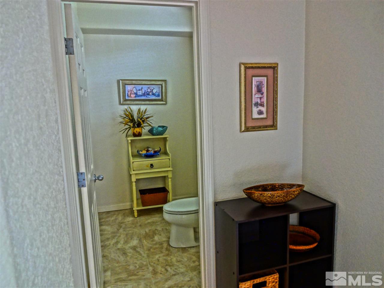 2130 Hellaby Lane Reno, NV 89502 - Photo 8 of 17 Photo 8