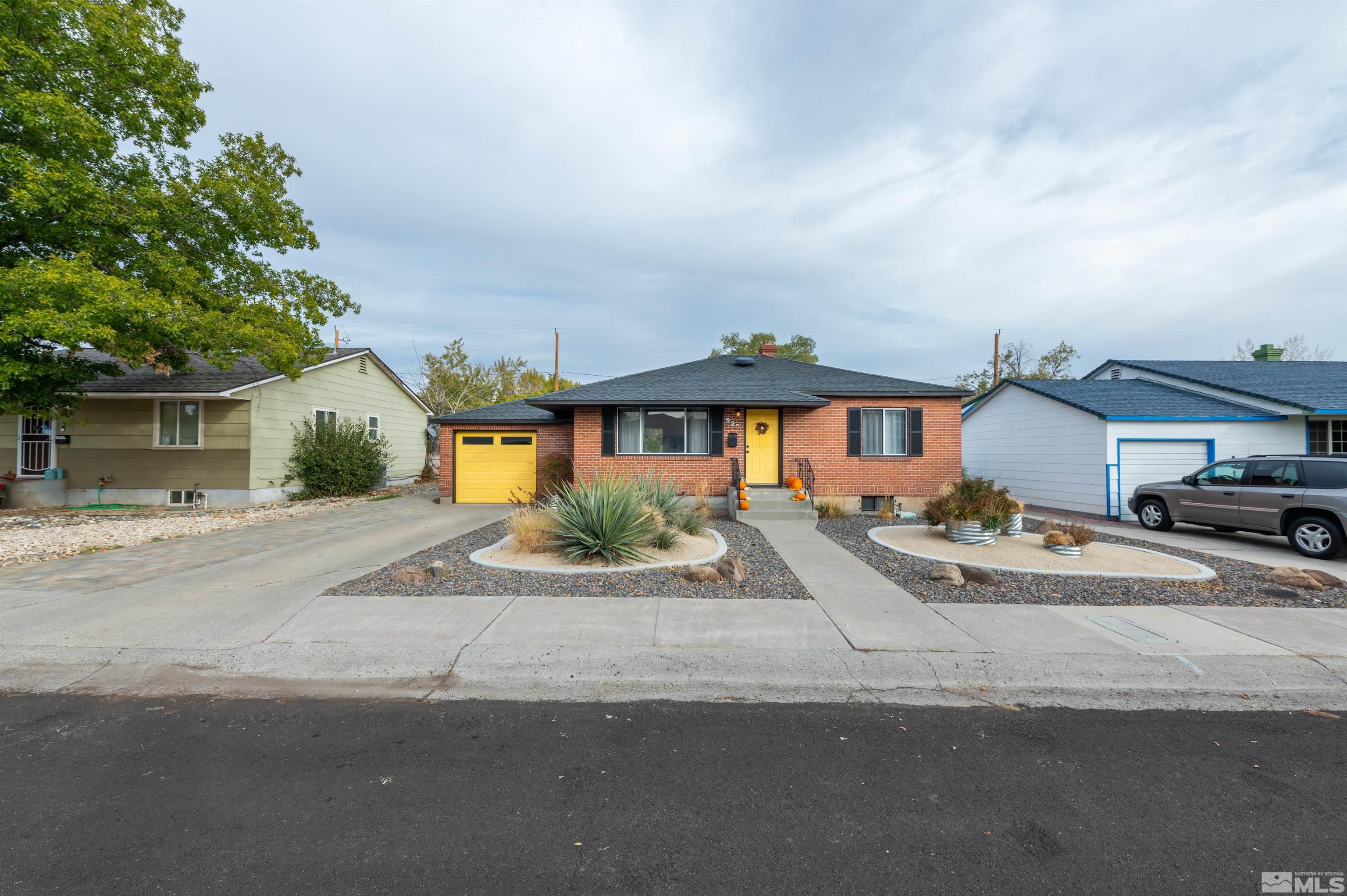 920 Belgrave Avenue Reno, NV 89502 - Photo 2 of 33 Photo 2