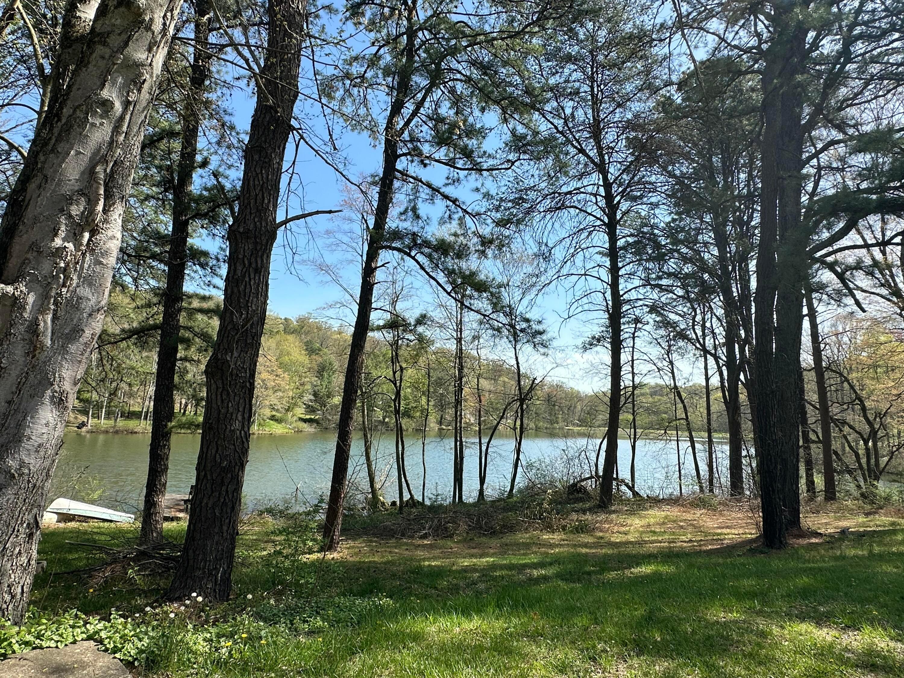 547 Ross Road Southeast Lancaster, OH 43130 - Photo 26 of 30 Around the lake!