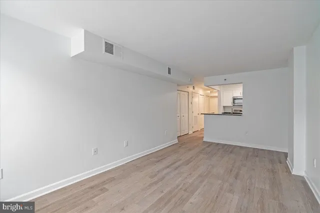 $2,100 | 601 Pennsylvania Avenue Northwest, Unit 901, Washington, DC 20004