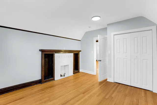 $1,800 | 4218 North Monitor Avenue, Unit 2, Chicago, IL 60634